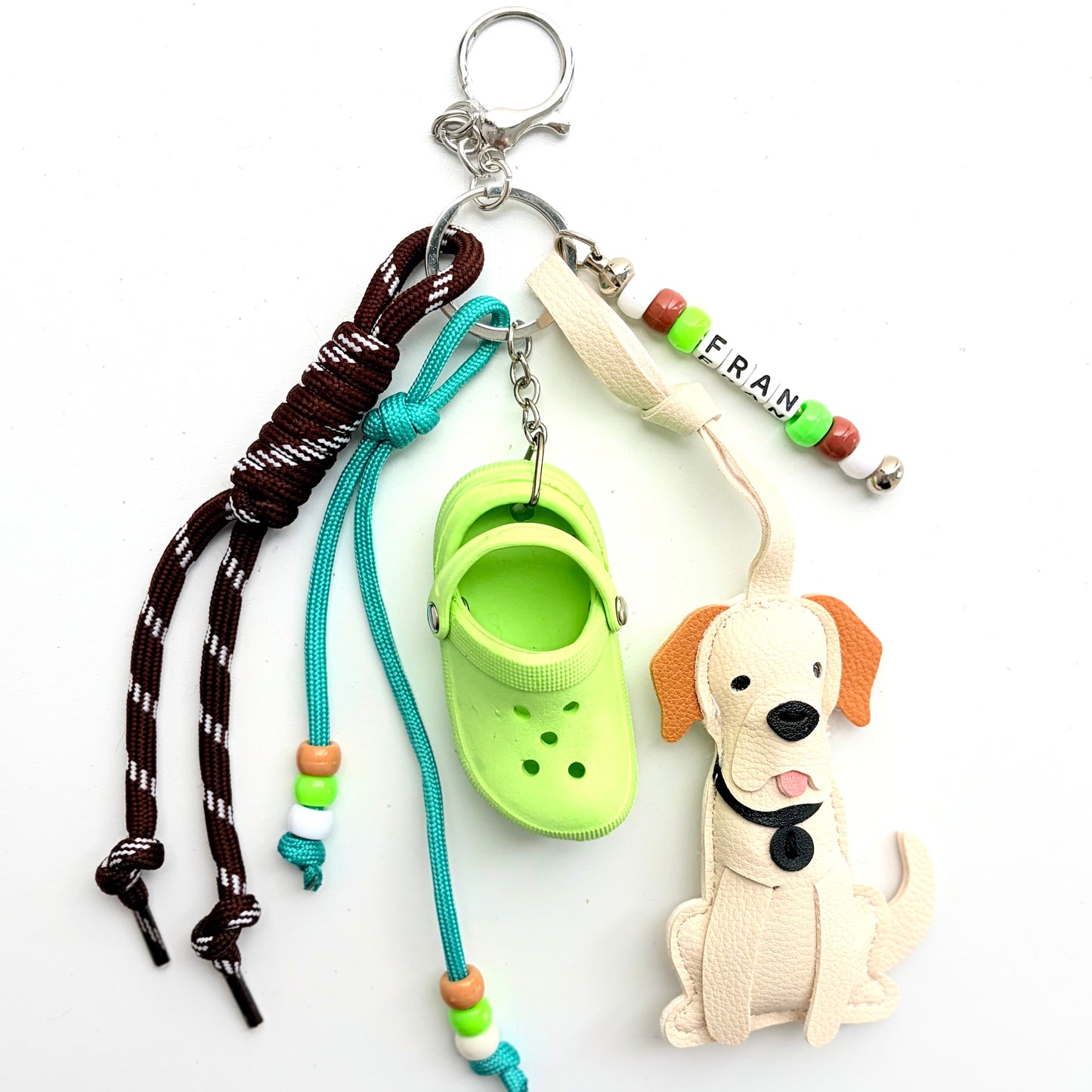 CHARM BUDDY LABRADOR