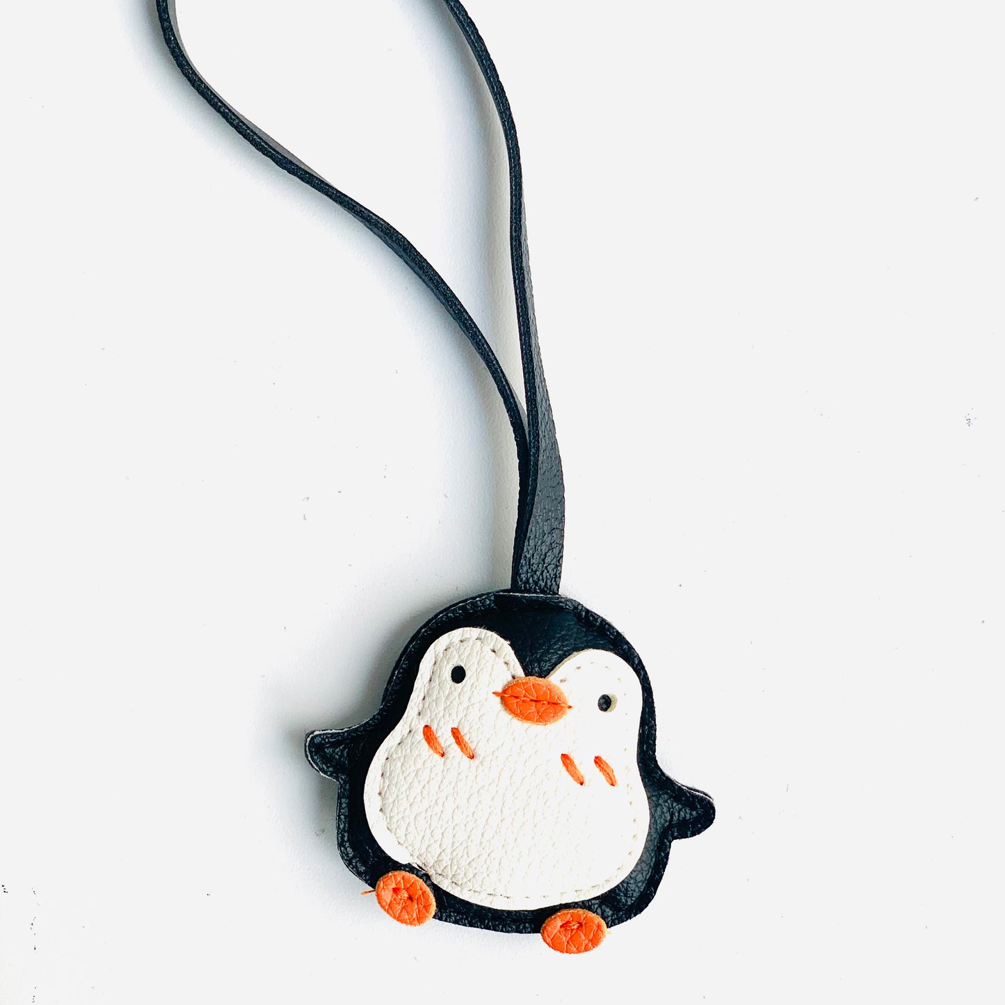 Charm Buddy Pingüino