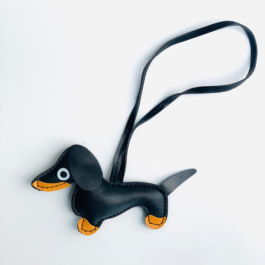 Charm Buddy Salchicha