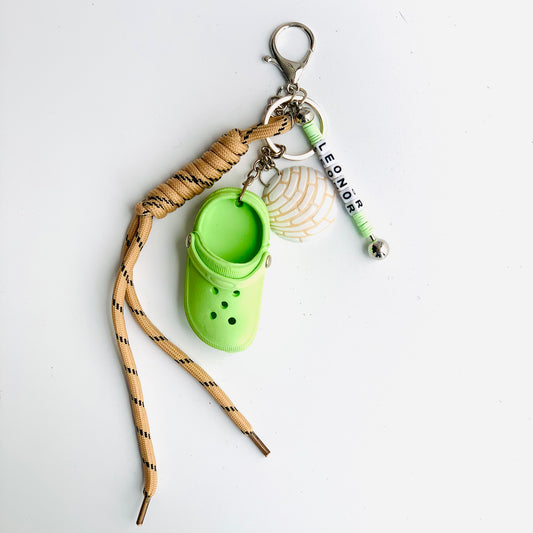 Charm  Buddy Croc concha