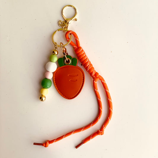 EASTER CARROT CHARM BUDDY