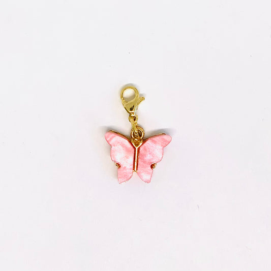 Mariposa rosa  1.2x1.5 cm (Copia)